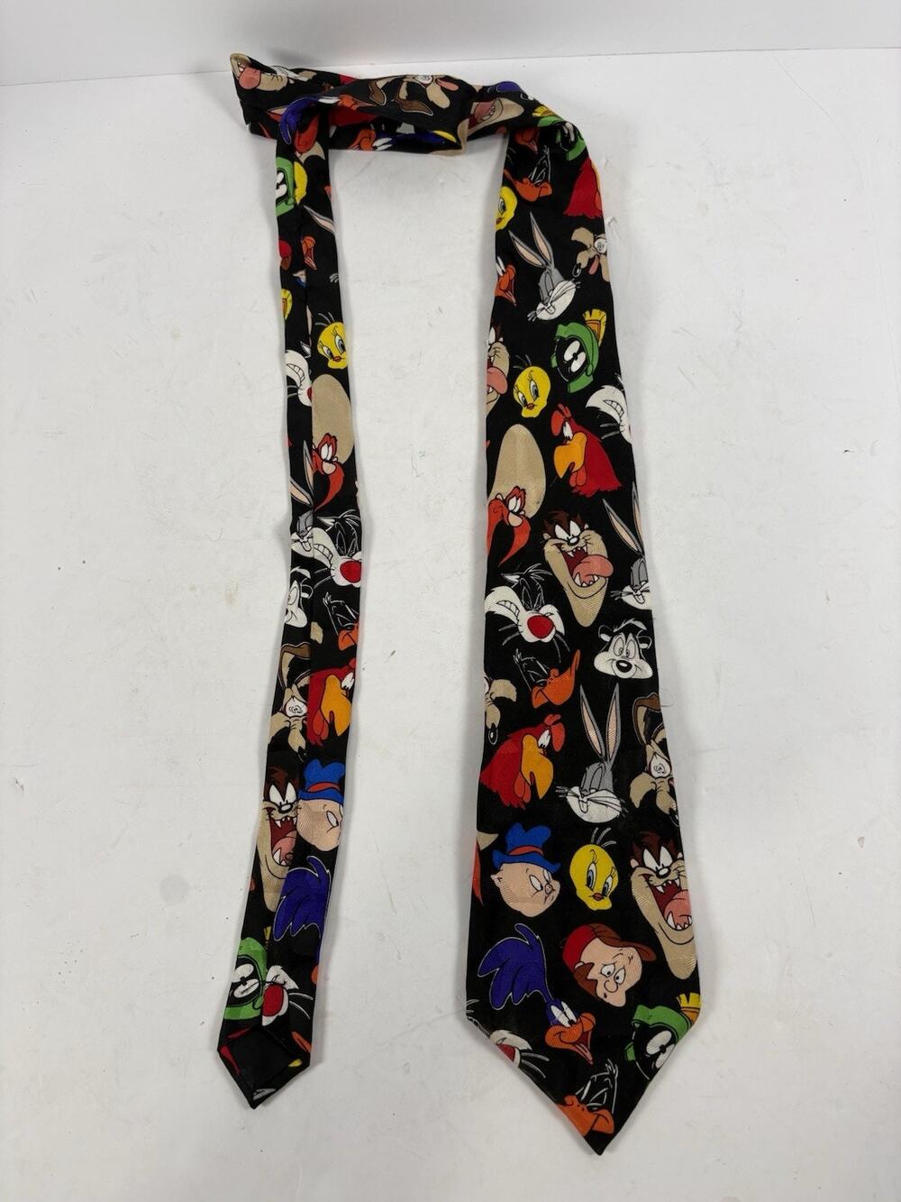 Looney Tunes Mania Character Necktie Bugs Bunny Taz Tweety Warner Bros Tie